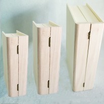 Κουτί σε σχήμα βιβλίου